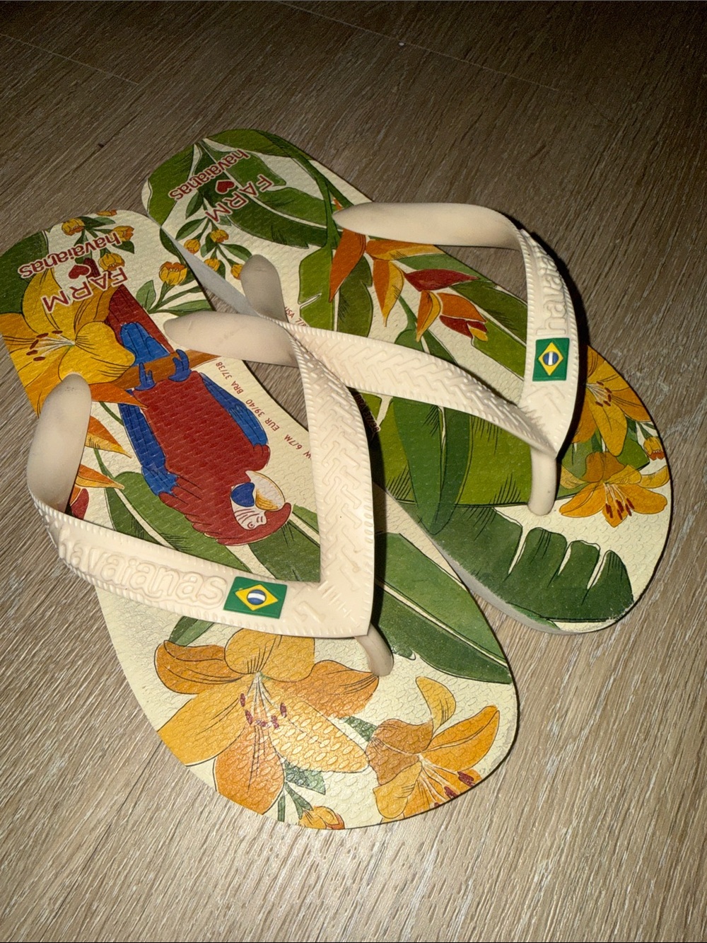 Farm Rio havaianas - Picture 3 of 3
